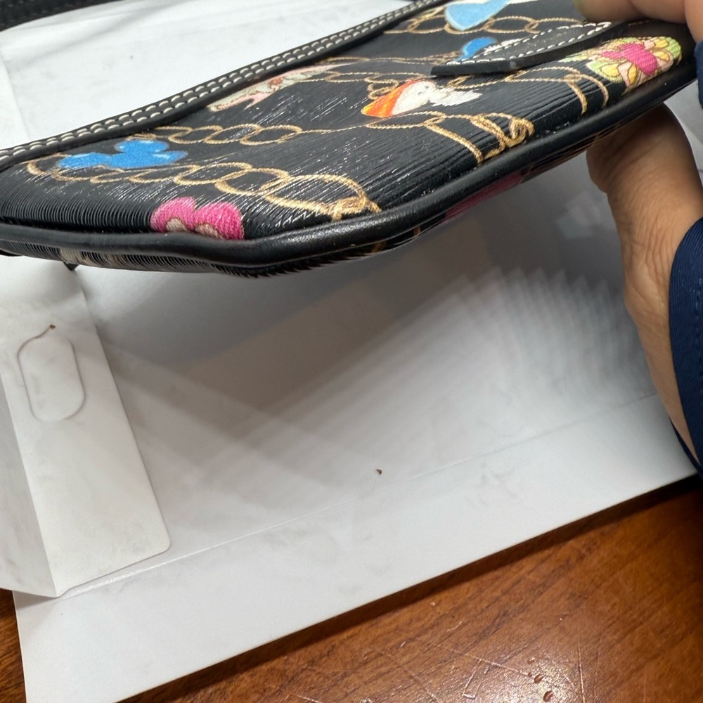 Dooney & Bourke Disney Parks Alice in Wonderland Shoulder Bag - Picture 6 of 9